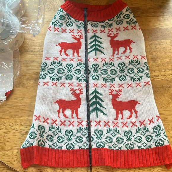 Christmas dog sweater - Picture 4 of 4